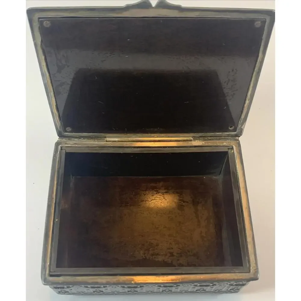 Antique Jennings Brothers JB Reposse Metal Jewelry Trinket Cigarette Box 8